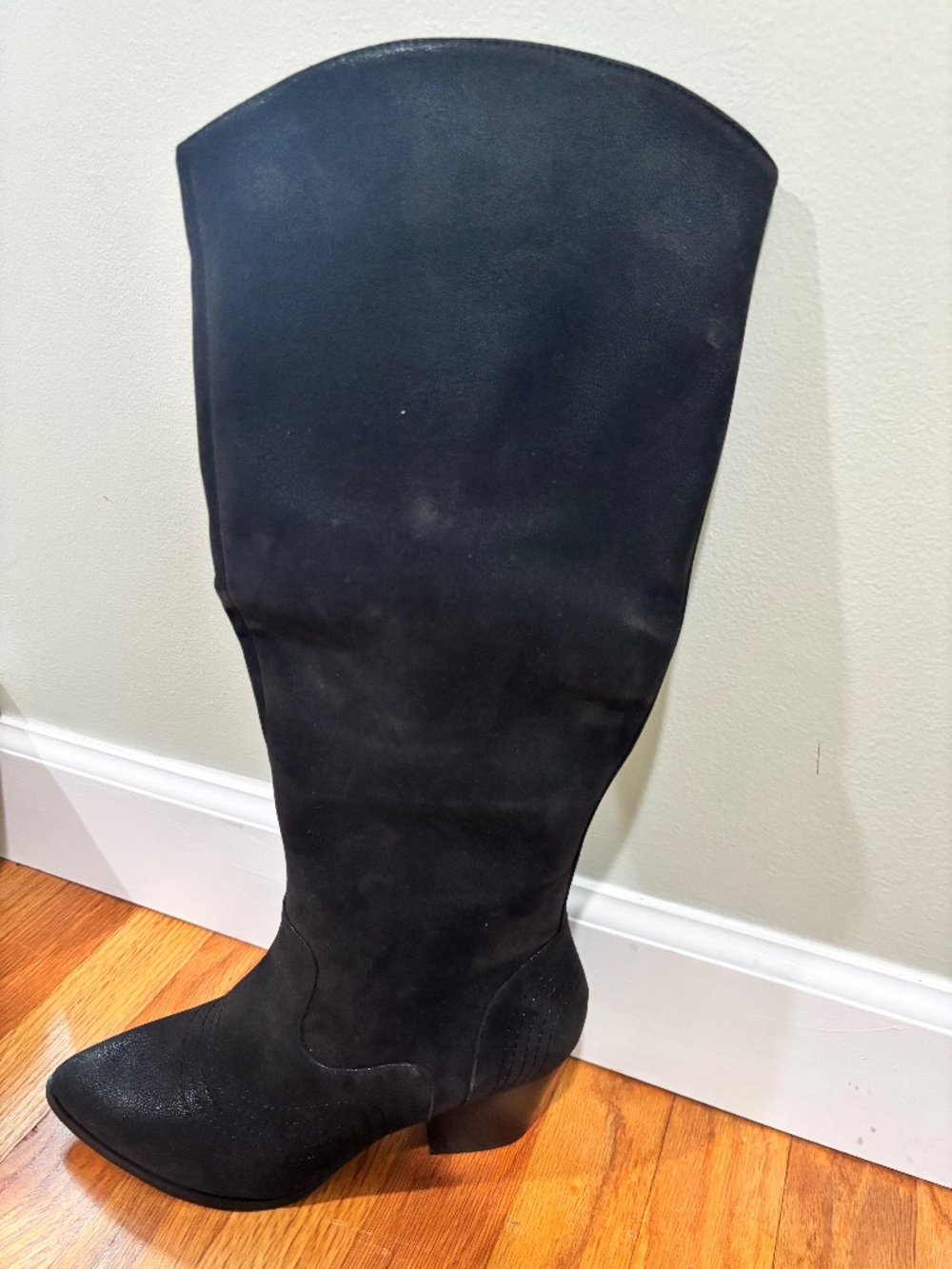 Brand new black boots still in the box! Easy Spirit size 7 1/2 wide